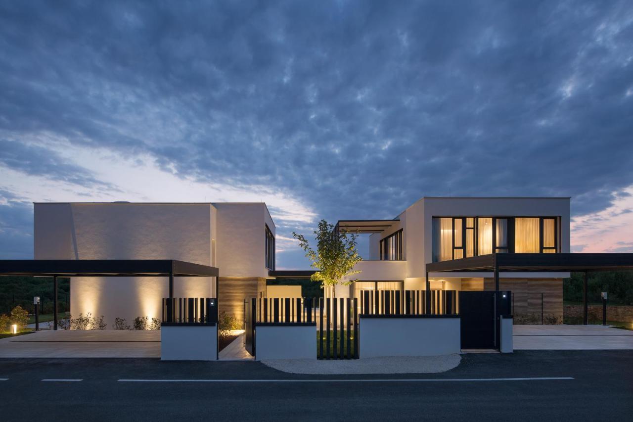 Design Villa Noble With Spa Bale Luaran gambar