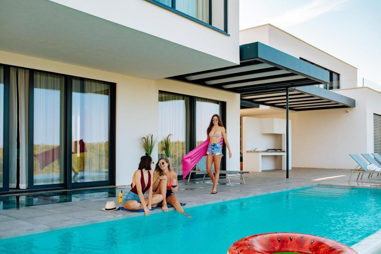 Design Villa Noble With Spa Bale Luaran gambar
